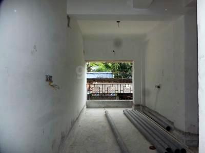 builder floor, kolkata, golf green, image